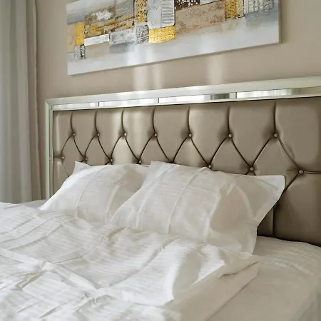 Vitan Plaza Premium Appartement *