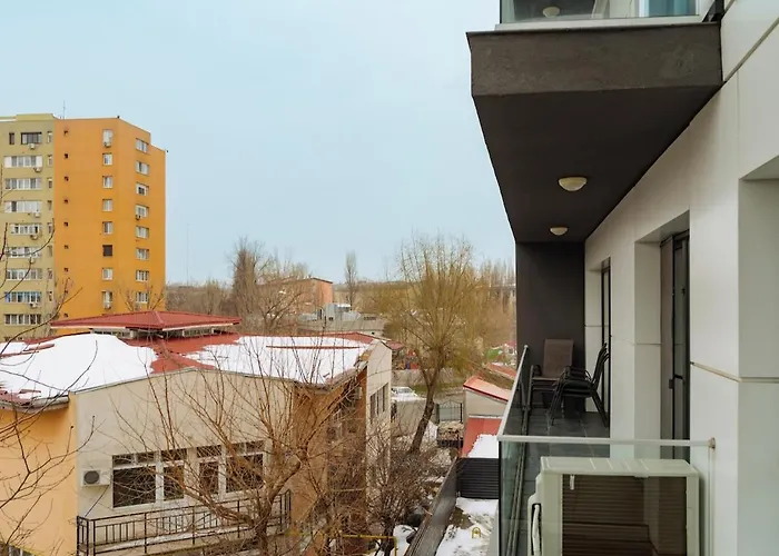 Vitan Plaza Premium Апартаменти